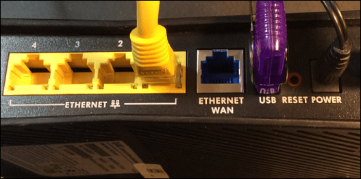 Port USB pada router