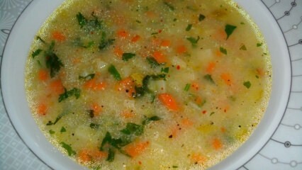 Bagaimana cara membuat sup sayur berbumbu? Resep sup sayur yang sudah dibumbui