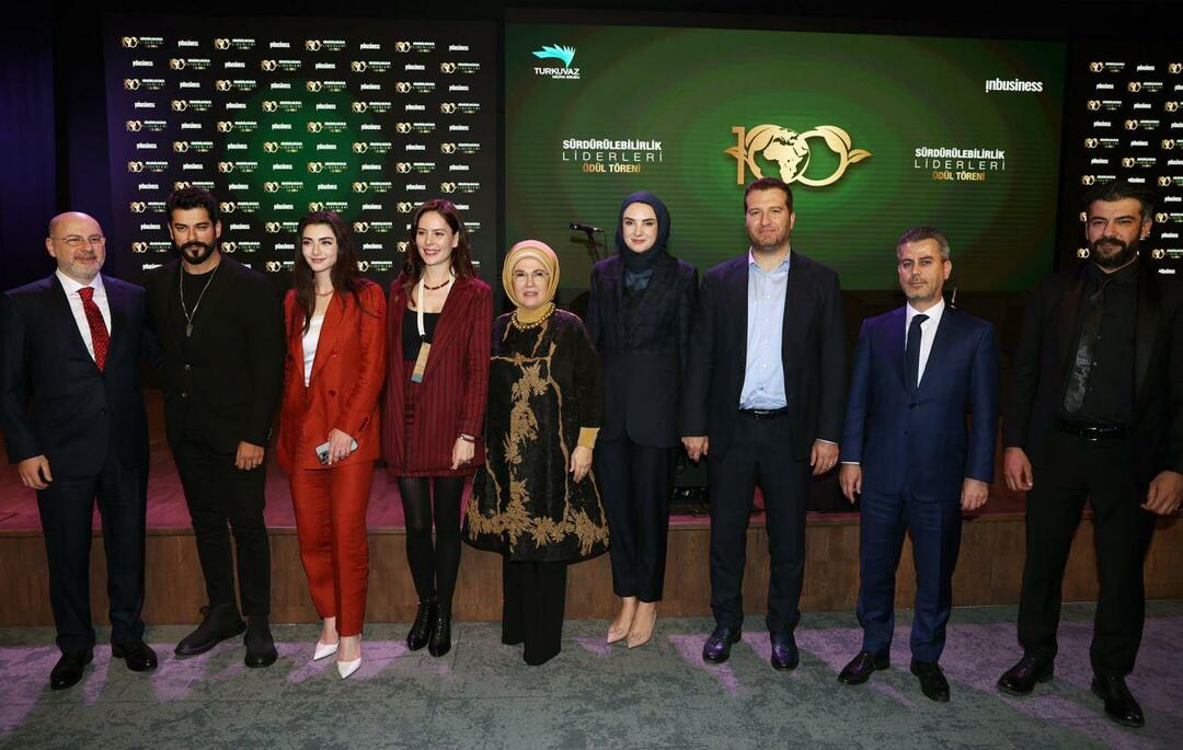 Emine Erdoğan bertemu dengan para pemain Foundation Osman di Sustainable Century Summit