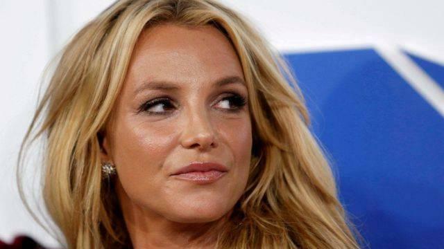 Penyanyi terkenal Britney Spears, 'Victoria