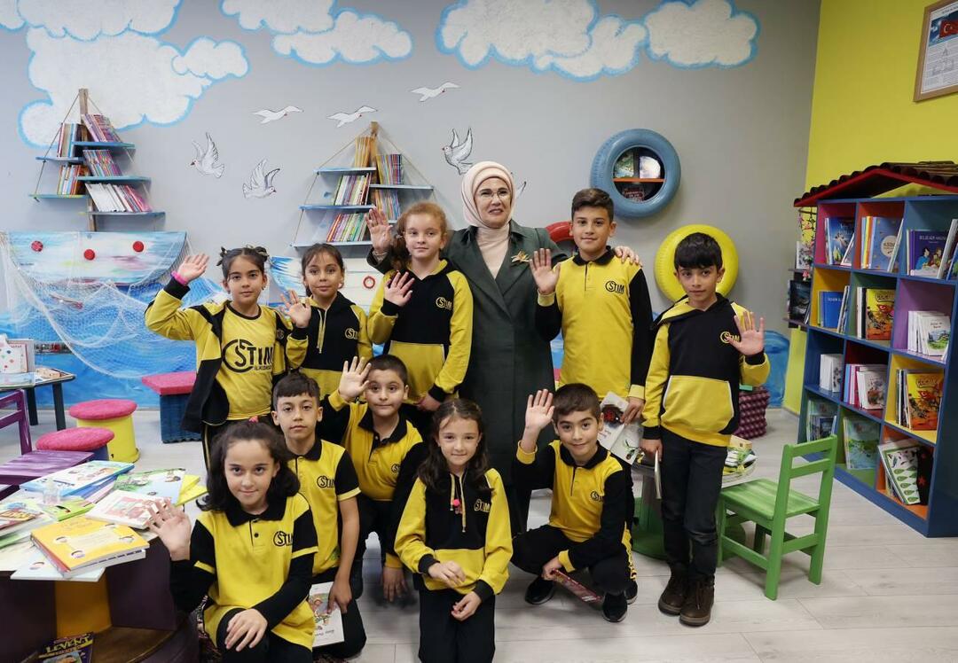 Emine Erdoğan bertemu dengan anak-anak di Ankara