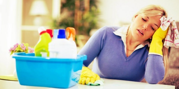 Tips membersihkan rumah untuk wanita yang bekerja