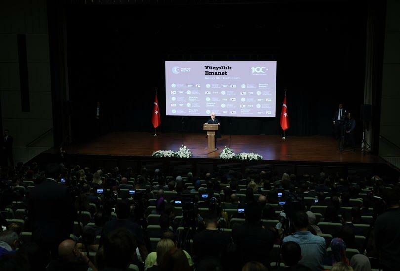 Ibu Negara Erdoğan Centennial Mempercayakan Pameran Surat Tawanan Bulan Sabit Merah