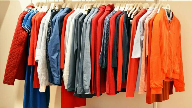 Bagaimana cara membeli pakaian bekas? Hal-hal yang harus diperhatikan saat membeli pakaian bekas