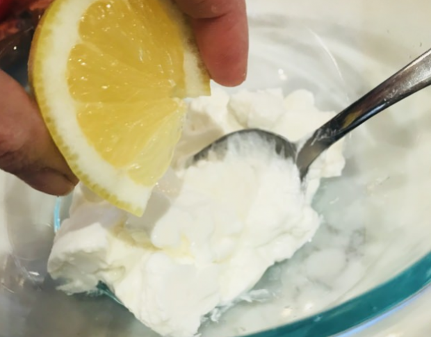 pengobatan yogurt dan lemon