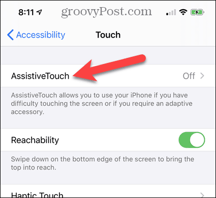 Ketuk AssistiveTouch di Pengaturan Aksesibilitas iPhone