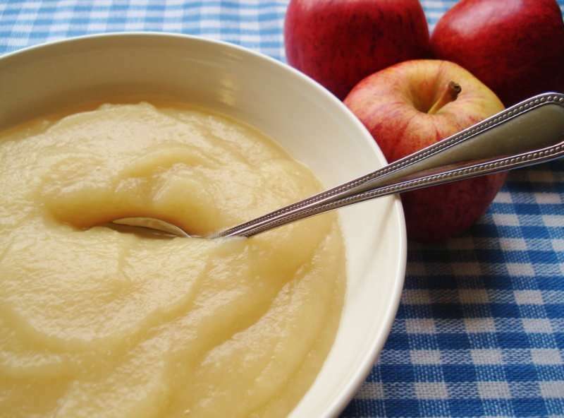 Bagaimana cara membuat pure apel untuk bayi? Resep bubur apel bergizi