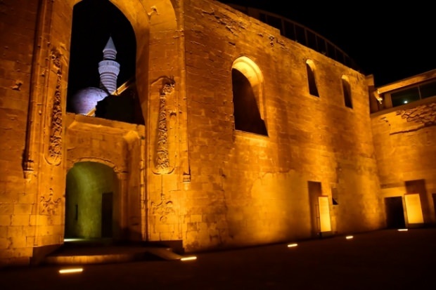 Ağrı İshak Pasha Palace