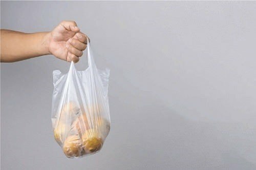 tindakan pencegahan yang harus diambil untuk pembersihan tas di toko bahan makanan