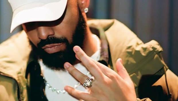 Kalung Drake senilai $ 1 juta mendapat reaksi di media sosial!