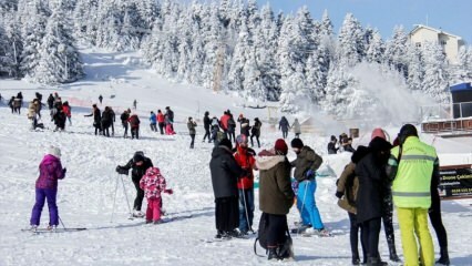 Ketebalan salju melebihi 1 meter di Uludağ