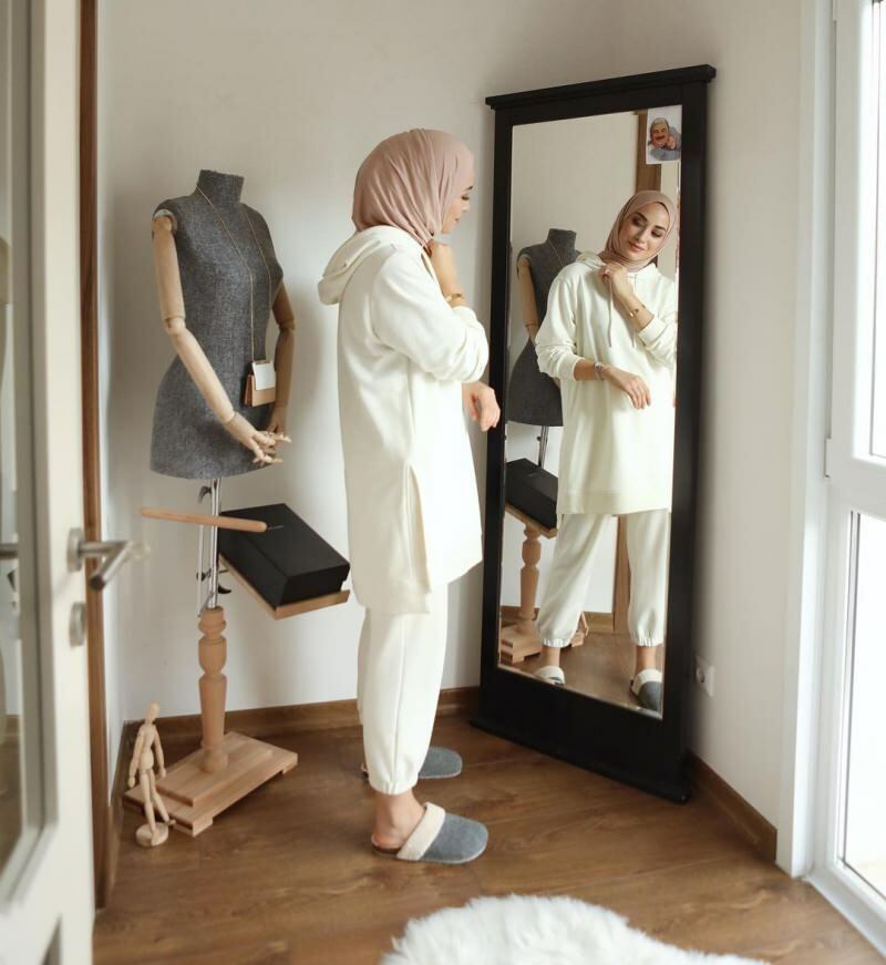 Set pakaian olahraga paling populer dalam pakaian jilbab Set pakaian olahraga paling indah