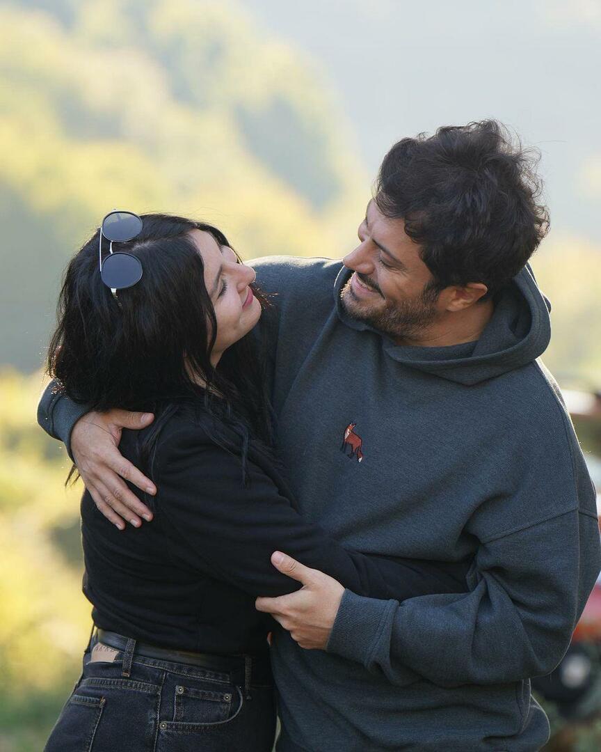 Yasemin Saklıoğlu dan suaminya Burak Yırır