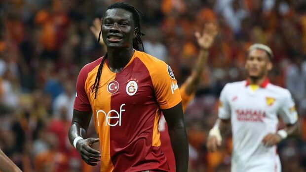 Pemain sepak bola Prancis Bafetimbi Gomis jatuh cinta dengan Istanbul!