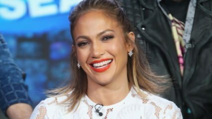 Jennifer Lopez merilis merek perawatan kulit