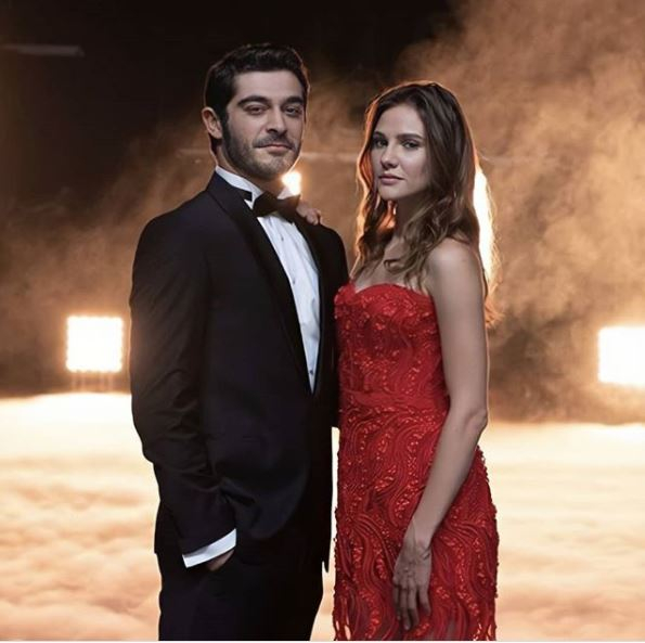 Siapa yang menjadi pemeran serial TV Maraşlı? Apa subjek dari serial TV Maraşlı?