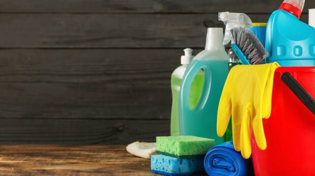 Bagaimana cara membersihkan rumah dengan mudah?