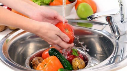 Bagaimana seharusnya buah dan sayuran dicuci? Kesalahan ini menyebabkan keracunan!