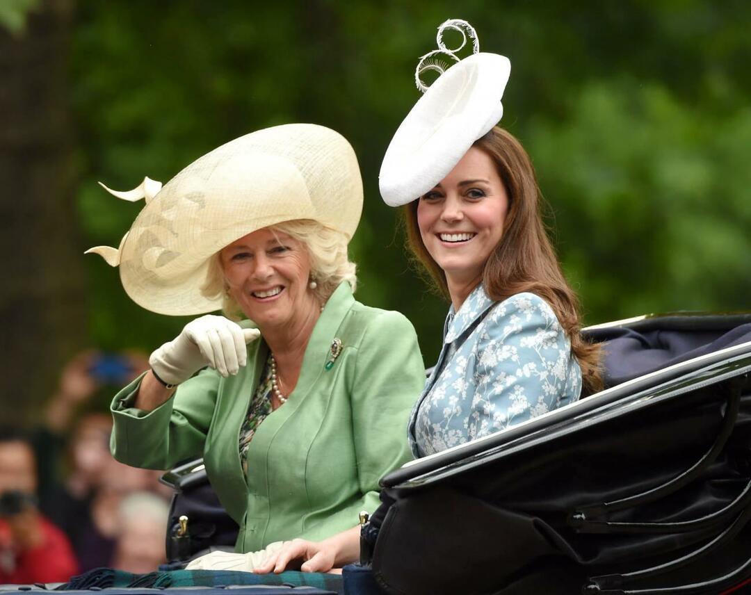 Kate Middleton dan Camilla, Ratu Inggris 