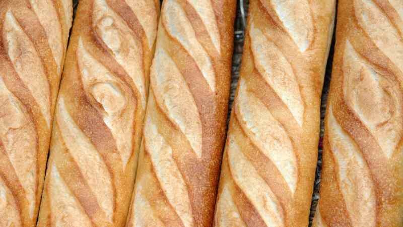 Apa maksud dari bahasa Perancis? Bagaimana cara membuat roti Prancis? Pembuatan roti Prancis di rumah