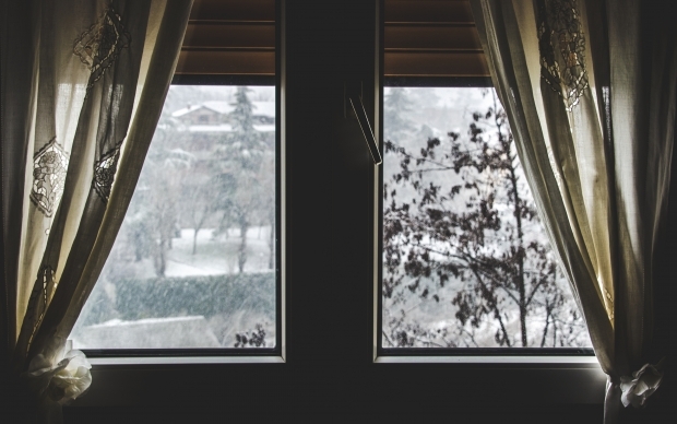Apa cara agar rumah tetap hangat di musim dingin? Bagaimana interior rumah tetap hangat?