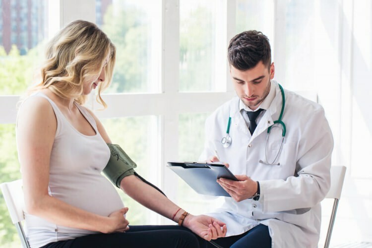 Apa yang seharusnya menjadi tekanan darah selama kehamilan? Gejala tekanan darah tinggi dan jatuh selama kehamilan