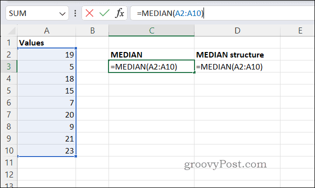 Contoh rumus MEDIAN di excel