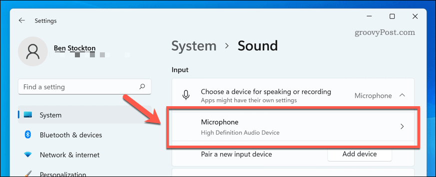 Buka perangkat mikrofon di pengaturan suara Windows 11