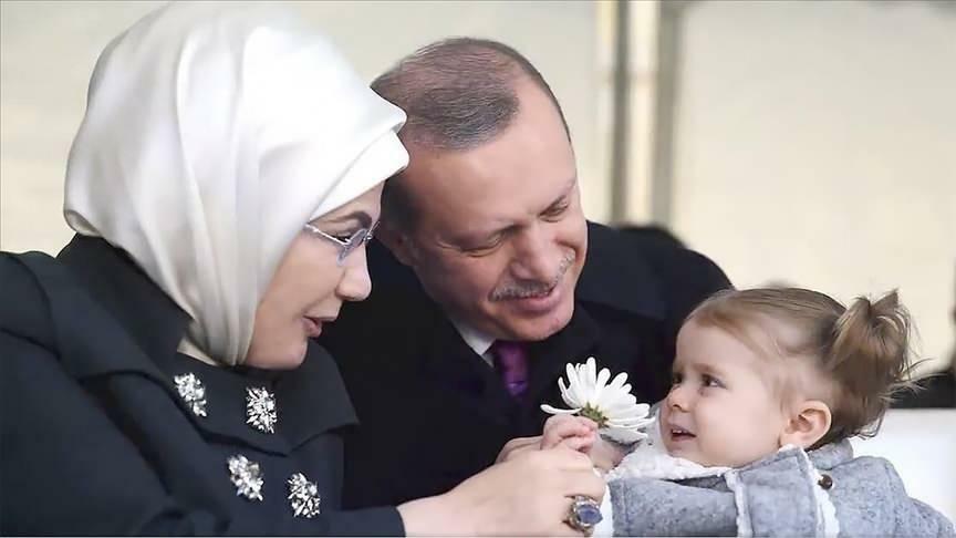 Emine Erdoğan dan Recep Tayyip Erdoğan