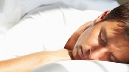 Apa itu tidur mengantuk, kapan saatnya kehilangan? Manfaat ilmiah dari tidur siang