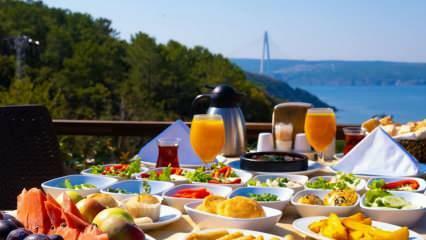 Di mana tempat sarapan terbaik di Istanbul? Saran tempat sarapan yang menyatu dengan alam...