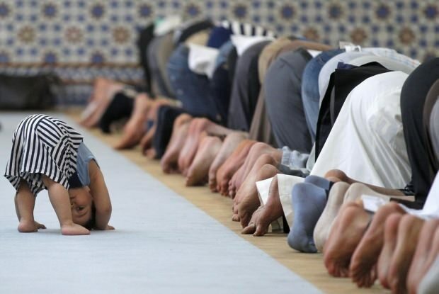 Bagaimana cara mengajar anak-anak Doa dan Quran? Pendidikan agama pada anak-anak ...