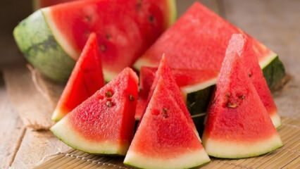 6 manfaat penting dari semangka