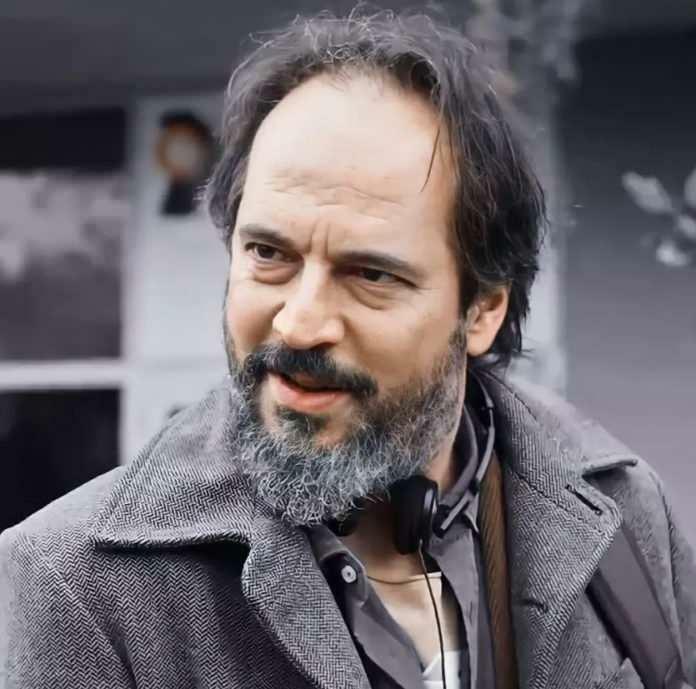 Timuçin Esen dalam serial TV Son of the Shooter