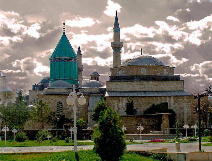Sebuah dataran tinggi didirikan di Konya untuk seri Mevlana.