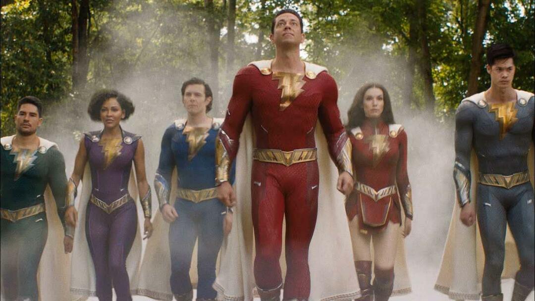 Gambar diam dari film Shazam Wrath of the Gods