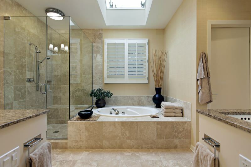 Berapa meter persegi seharusnya dimensi kabin kamar mandi dan shower yang ideal?