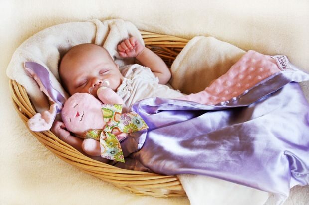 Metode tidur bayi dalam 40 detik
