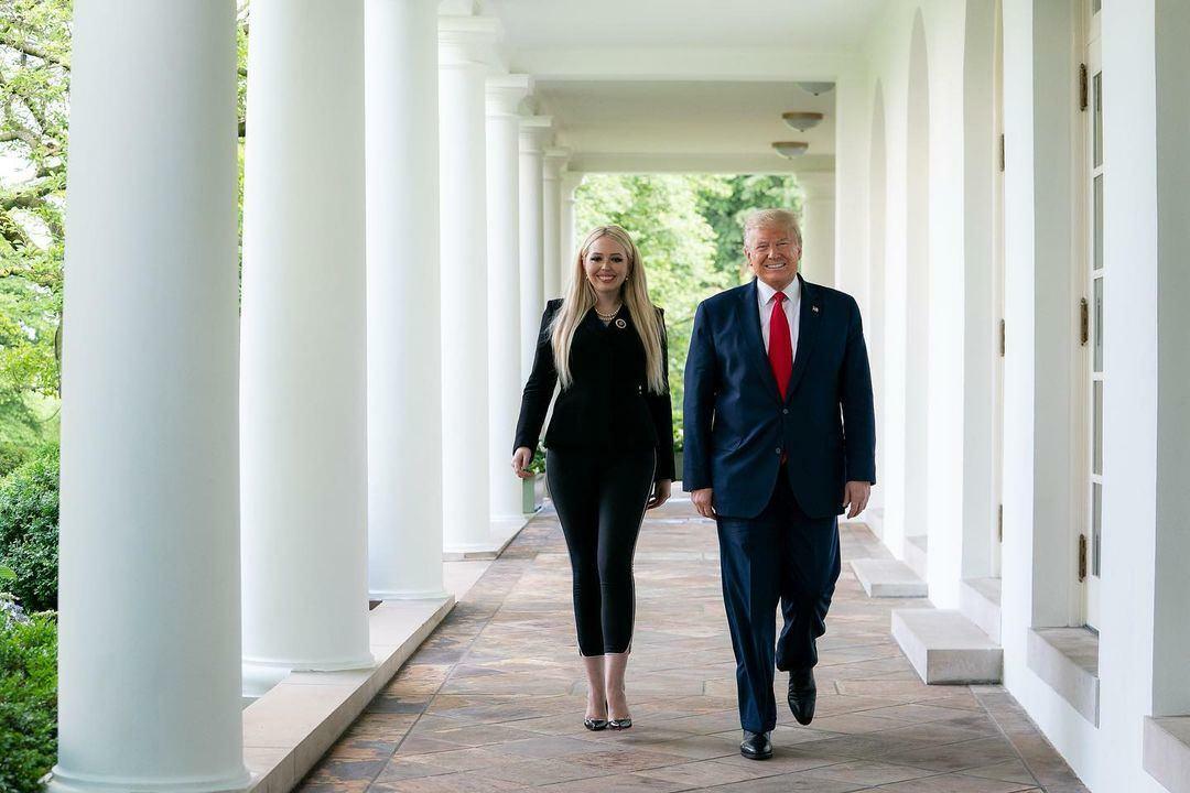 Putri Donald Trump, Tiffany Trump menikah! Gaun pengantin Trump menandai pernikahan itu