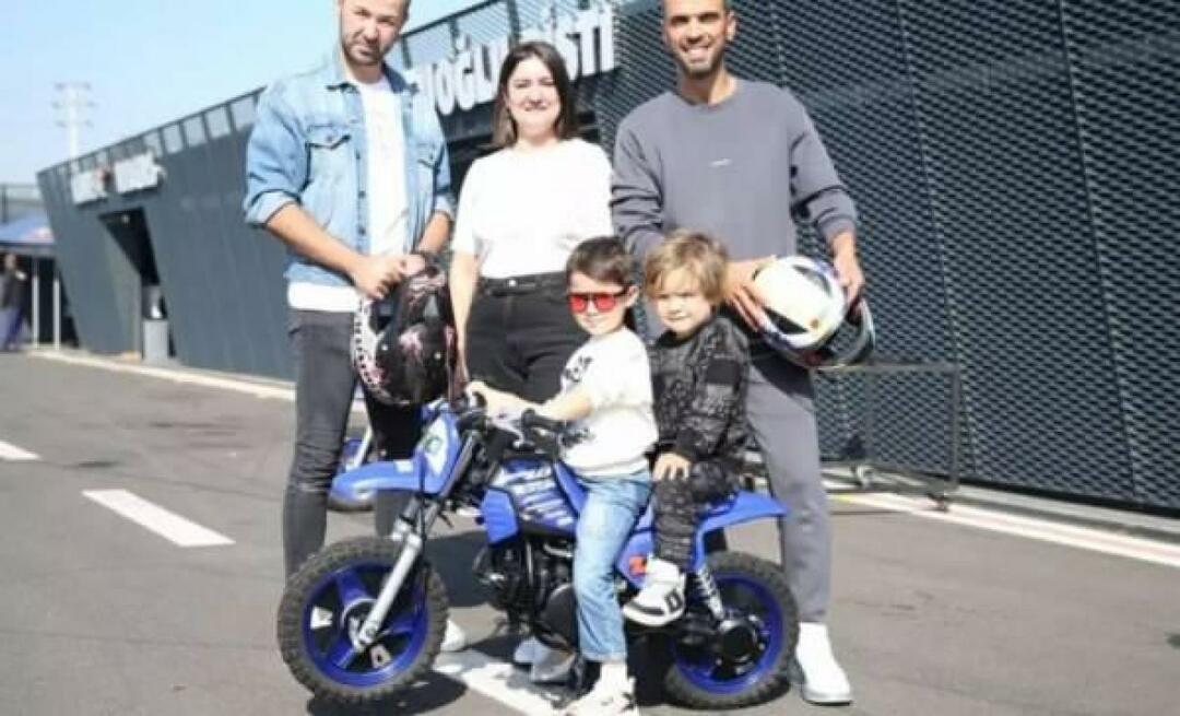 Isyarat dari Kenan Sofuoğlu kepada bocah lelaki itu! Dia memberikan sepeda motor anaknya sebagai hadiah.
