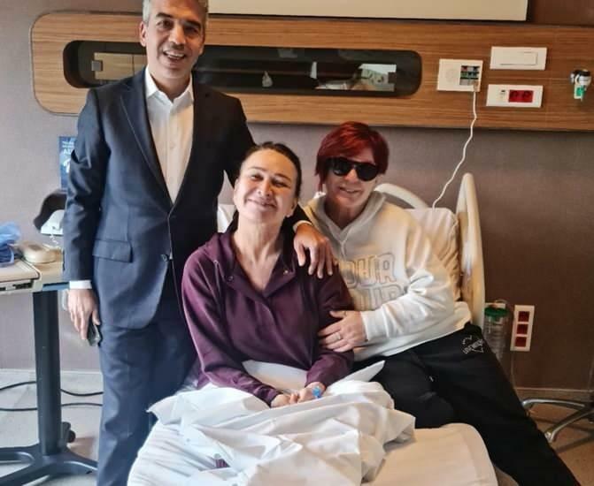 Demet Akbağ menjalani operasi