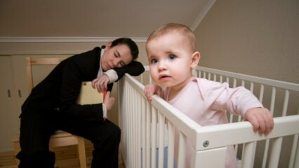 Mengapa bayi tidak bisa tidur di malam hari? Apa yang harus dilakukan pada bayi yang tidak tidur? Nama obat tidur untuk bayi