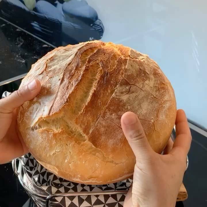 Bagaimana cara membuat roti desa yang renyah? Resep roti desa paling sehat