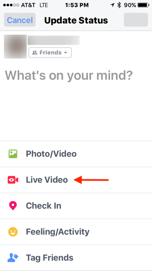 Di pembaruan status Facebook Anda, ketuk Video Langsung.