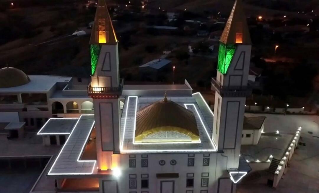 Masjid di Kırıkkale, tempat kata Allah dapat dilihat dari pandangan mata burung, telah selesai dibangun.