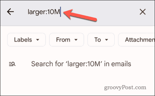 Menetapkan kriteria ukuran email di bilah pencarian Gmail di ponsel