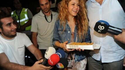 Selamat datang ke Shakira yang datang ke Istanbul