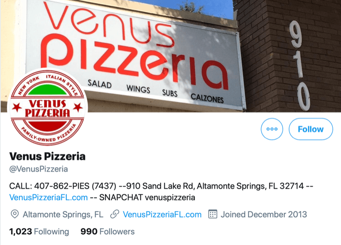 tangkapan layar profil twitter untuk @venuspizzeria dengan informasi kontak sebagai informasi pertama yang tersedia