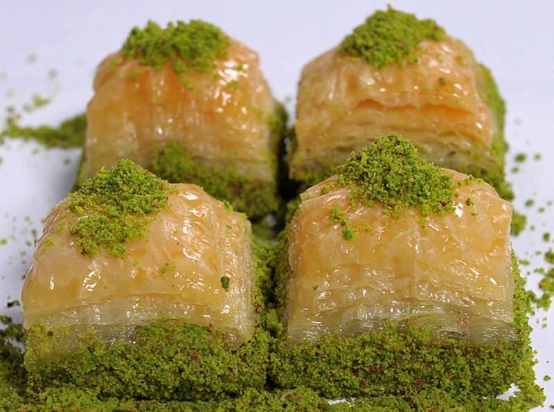 Cheat besar di baklava lagi sebelum pesta!