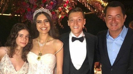 Acun Ilıcalı makan malam dengan Amine dan Mesut Özil yang baru menikah